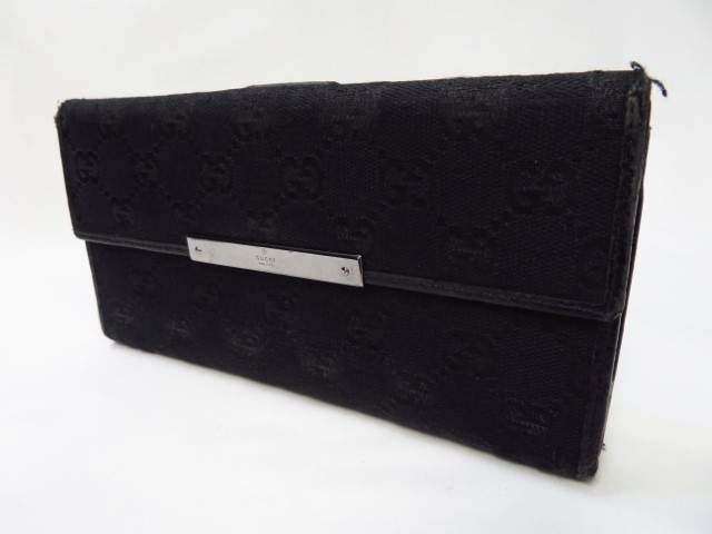 グッチ　財布