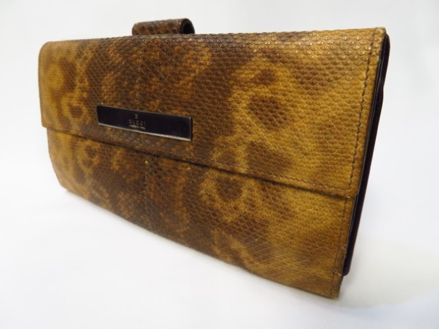 グッチ　財布
