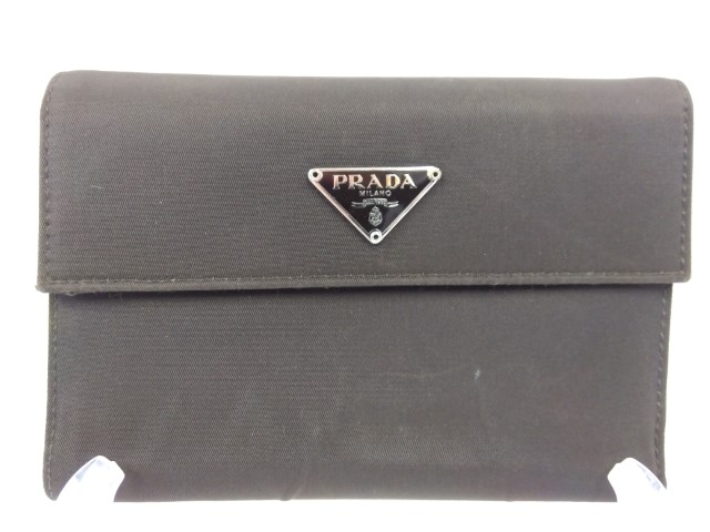 プラダ　財布